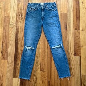 MOTHER jeans HIGH WAISTED LOOKER ANKLE FRAY // Spice It Up 28